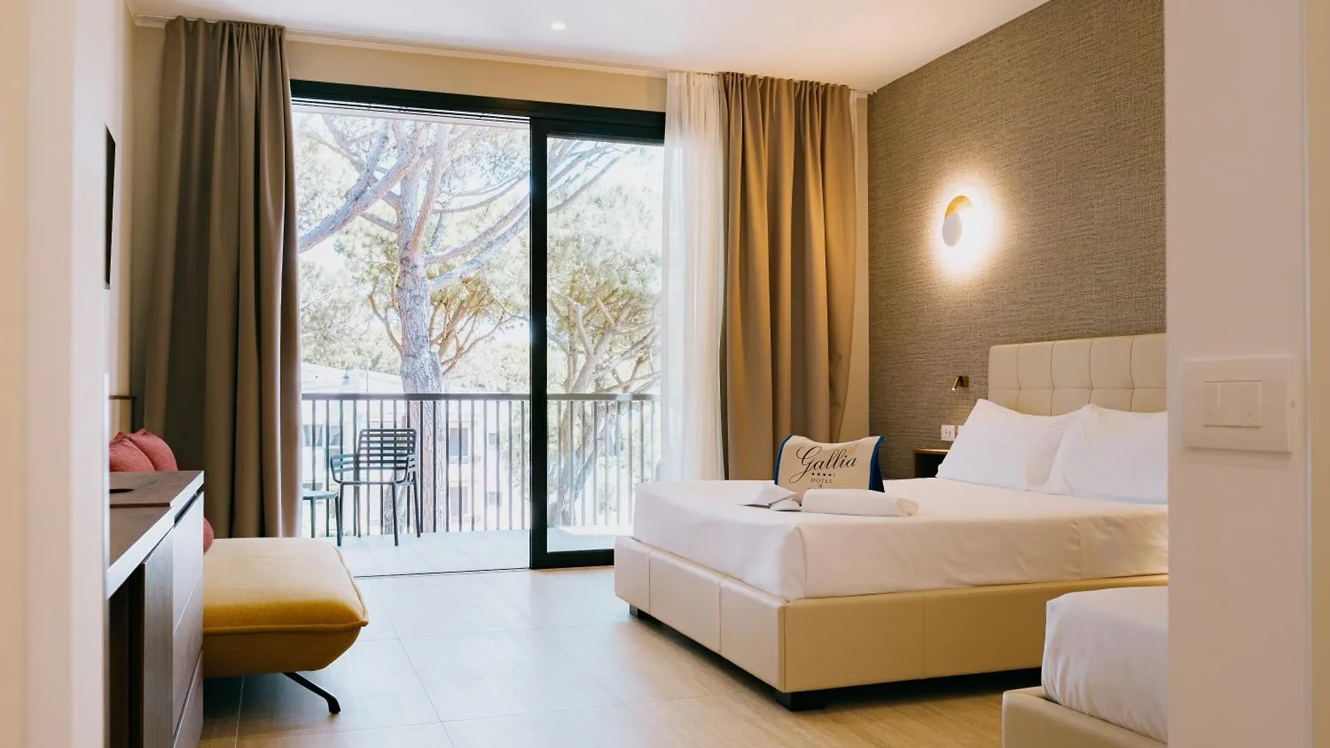 Hotel Gallia & Resort Lido di Jesolo 4*,  Italy